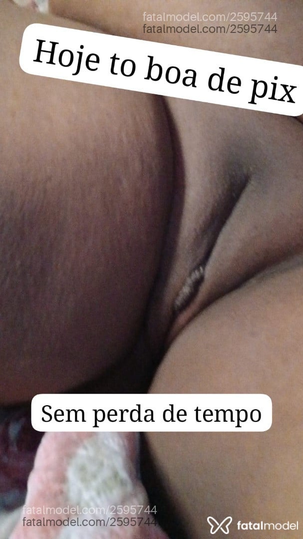 Acompanhante mulher com cabelo castanho de olhos castanhos em Marabá - Rainhaanal