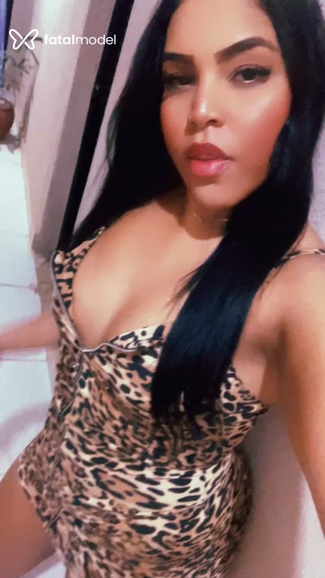 Acompanhante mulher morena (o) de olhos pretos - Morena Silva