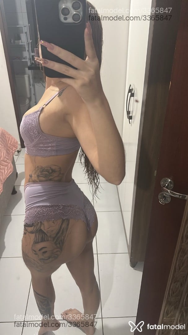 Acompanhante mulher ruiva (o) de olhos castanhos em João Pessoa - Yslaine