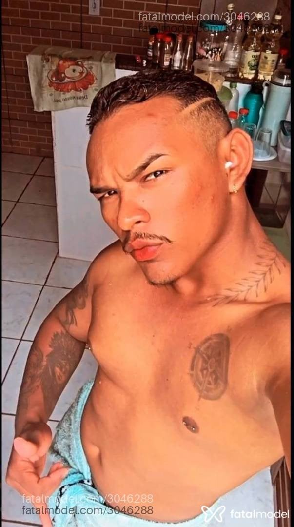 Acompanhante homem morena (o) de olhos pretos em Itajaí Acompanhante homem morena (o) de olhos pretos em Itajaí - Angel Sanders