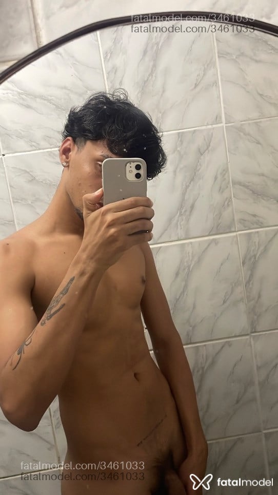 Acompanhante homem morena (o) de olhos castanhos em Recife - Pedrinho