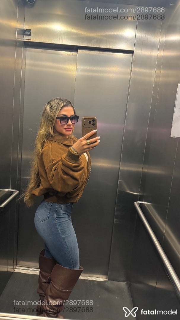 Acompanhante mulher loira (o) de olhos verdes em São Paulo - Júlia Braga