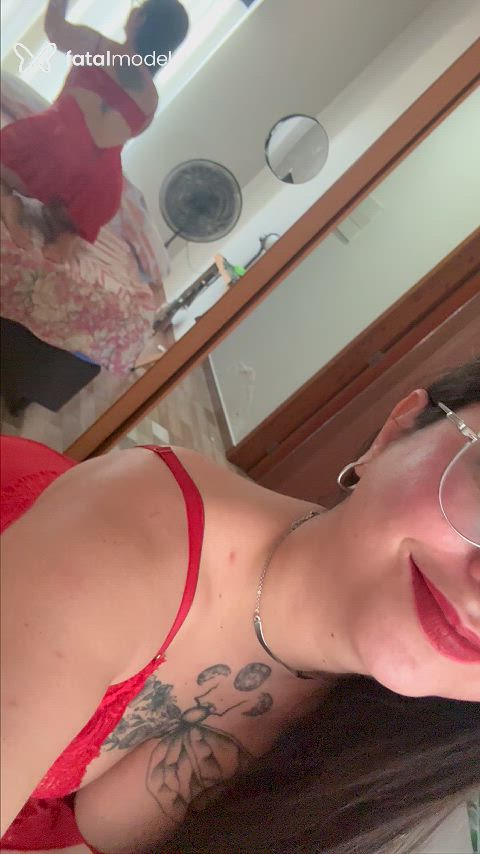 Acompanhante mulher com cabelo castanho de olhos castanhos - Agnes Martins