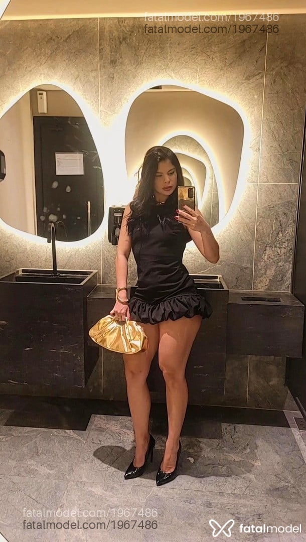 Acompanhante mulher com cabelo castanho de olhos castanhos - Leticia Almeida