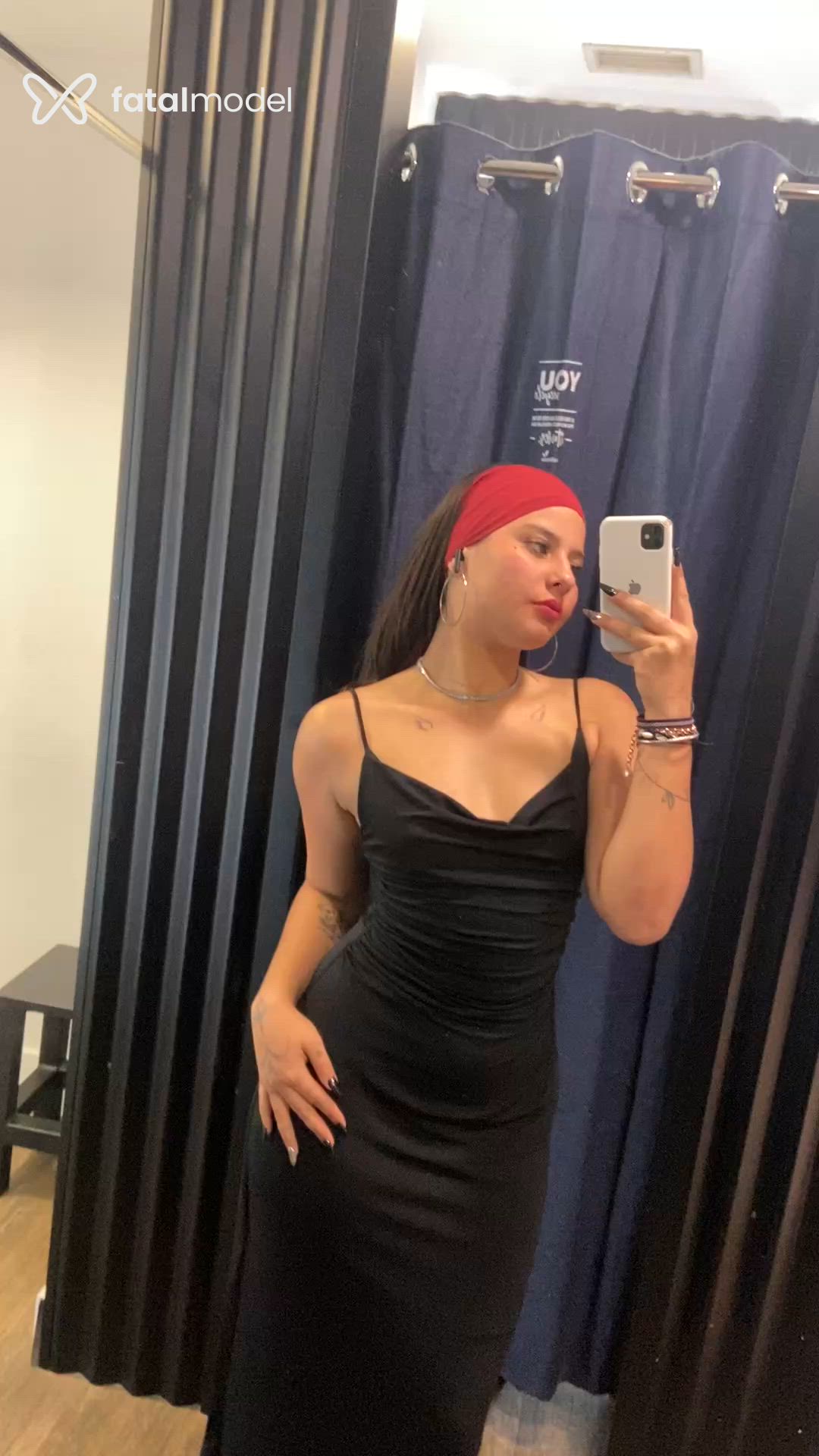 Acompanhante mulher com cabelo castanho de olhos castanhos - Aurora Niff Acompanhante mulher com cabelo castanho de olhos castanhos - Aurora Niff