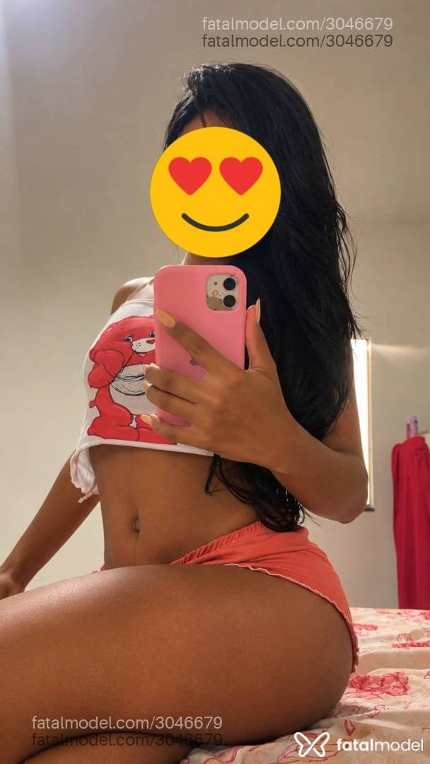 Acompanhante mulher morena (o) de olhos pretos - Tainanda