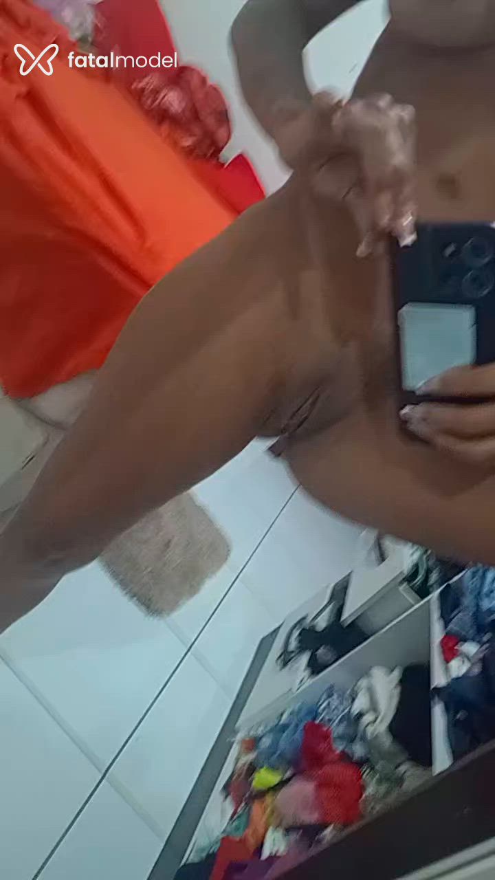 Acompanhante mulher com cabelo castanho de olhos castanhos - Silva Acompanhante mulher com cabelo castanho de olhos castanhos - Silva
