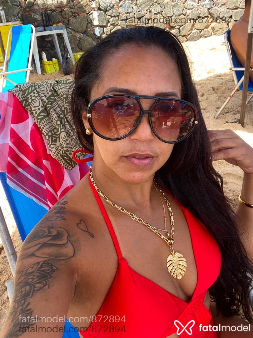 Acompanhante mulher com cabelo castanho de olhos pretos em São Gabriel da Palha Acompanhante mulher com cabelo castanho de olhos pretos em São Gabriel da Palha - Lilica