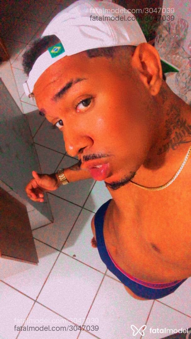 Acompanhante homem morena (o) de olhos pretos - Cafuço