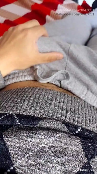 Acompanhante homem morena (o) de olhos castanhos em Santa Maria - Vinícius