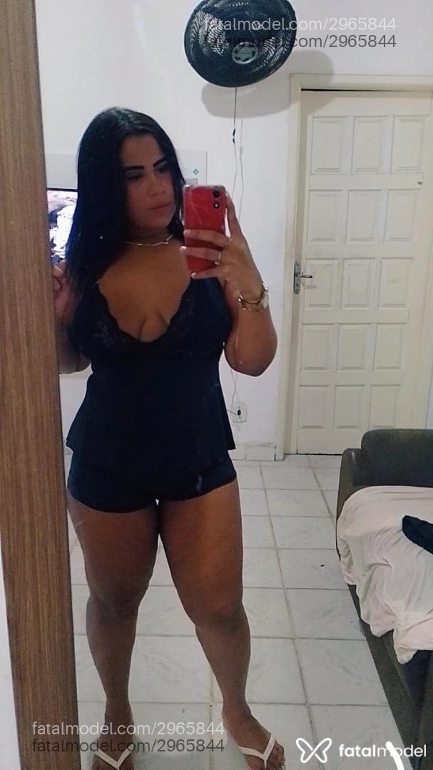 Acompanhante mulher morena (o) de olhos pretos - Sasha Avellar Acompanhante mulher morena (o) de olhos pretos - Sasha Avellar
