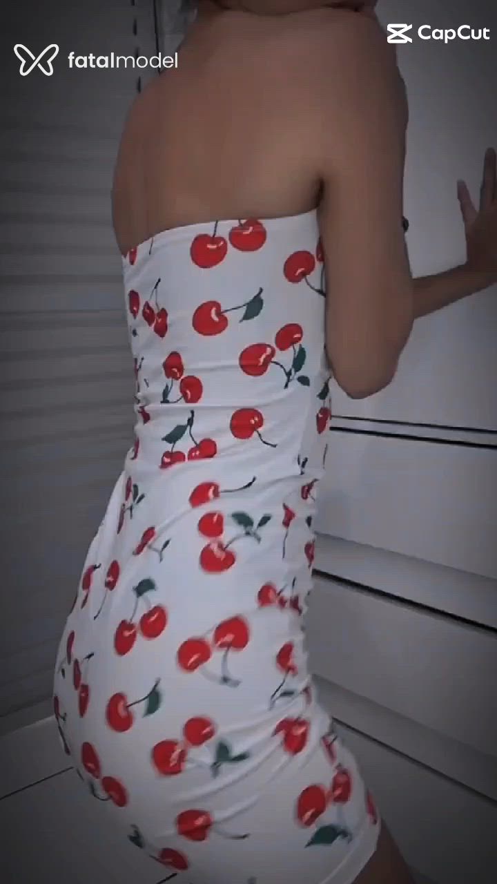 Acompanhante mulher morena (o) de olhos castanhos em Virtual Acompanhante mulher morena (o) de olhos castanhos em Virtual - Maria Cah