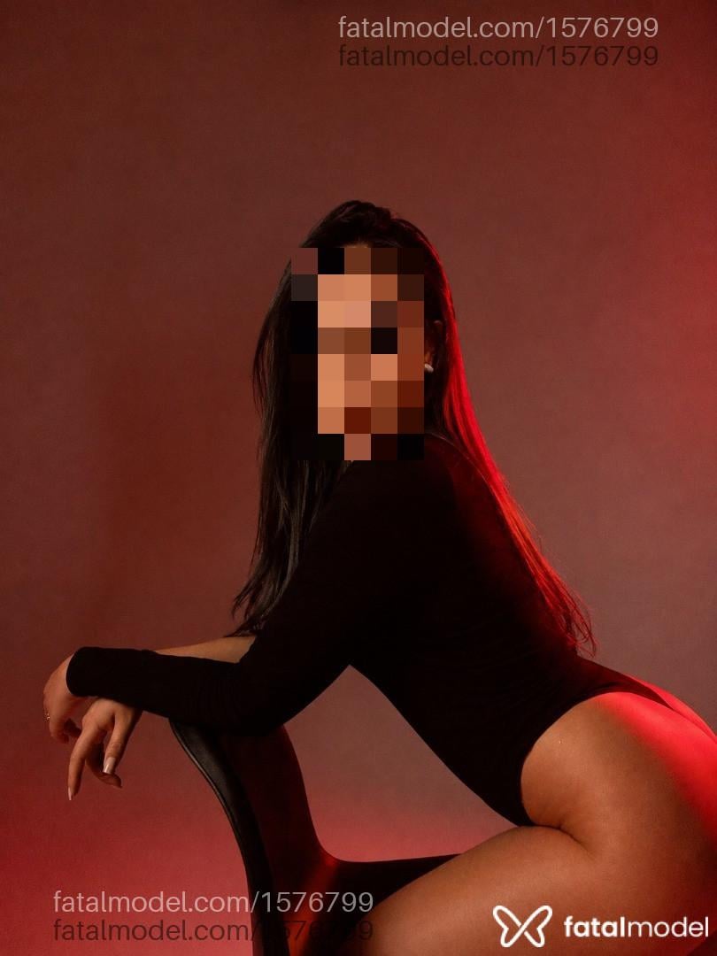 Acompanhante mulher morena (o) de olhos castanhos em São José dos Campos - Amanda Ohana