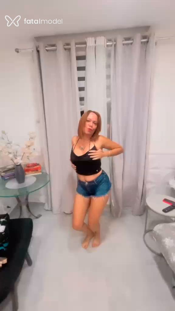 Acompanhante mulher ruiva (o) de olhos mel em Rio de Janeiro Acompanhante mulher ruiva (o) de olhos mel em Rio de Janeiro - Ninaa