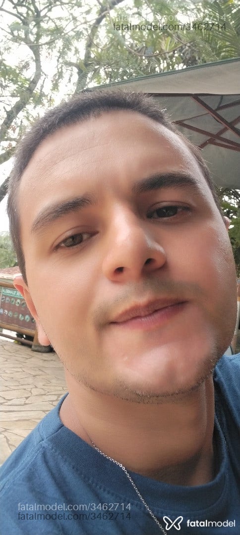 Acompanhante homem com cabelo castanho de olhos castanhos em Virtual Acompanhante homem com cabelo castanho de olhos castanhos em Virtual - Kaká