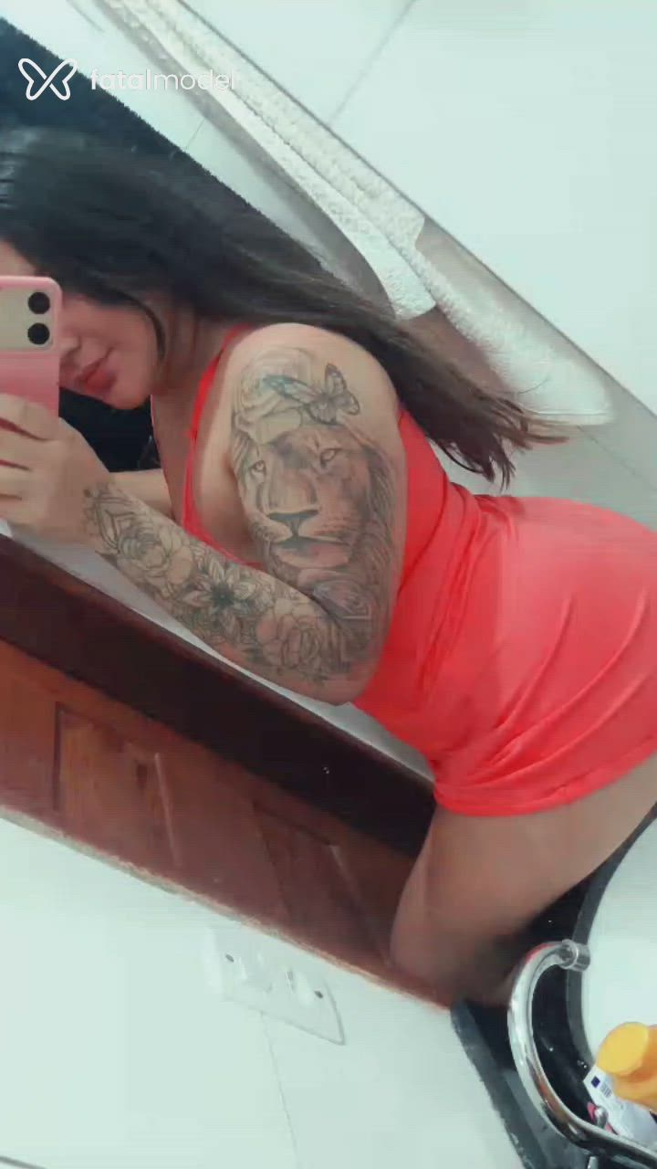Acompanhante mulher com cabelo castanho de olhos mel em Itaituba Acompanhante mulher com cabelo castanho de olhos mel em Itaituba - Esther