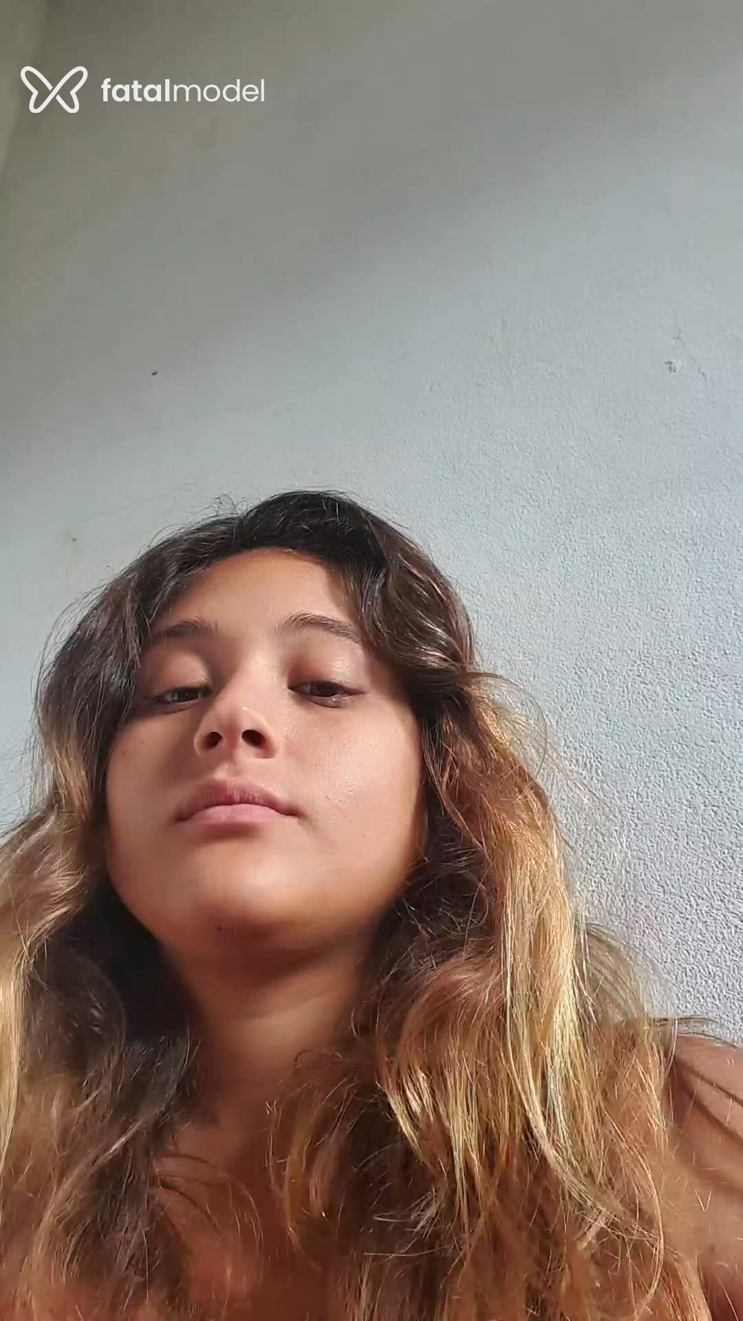 Acompanhante mulher loira (o) de olhos castanhos em Ubatuba Acompanhante mulher loira (o) de olhos castanhos em Ubatuba - Ana Clara