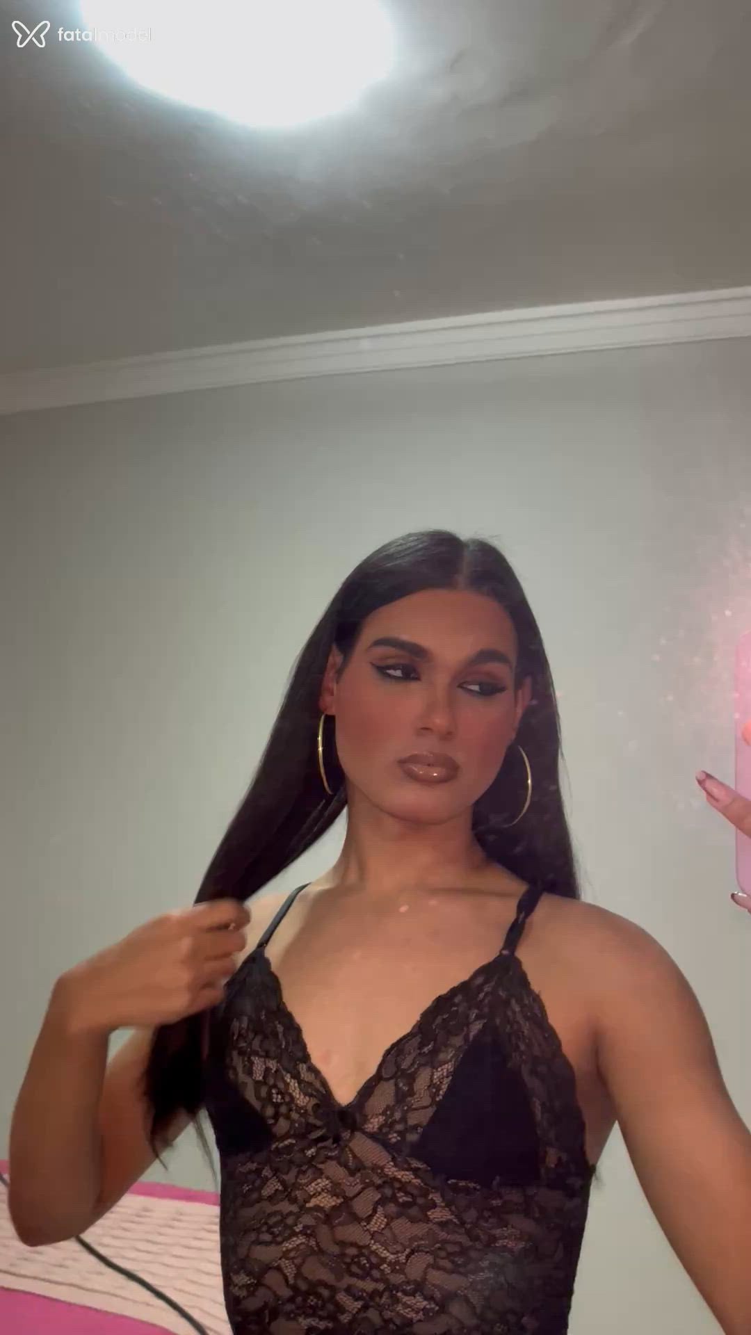 Acompanhante mulher trans morena (o) de olhos castanhos - Zaira Acompanhante mulher trans morena (o) de olhos castanhos - Zaira