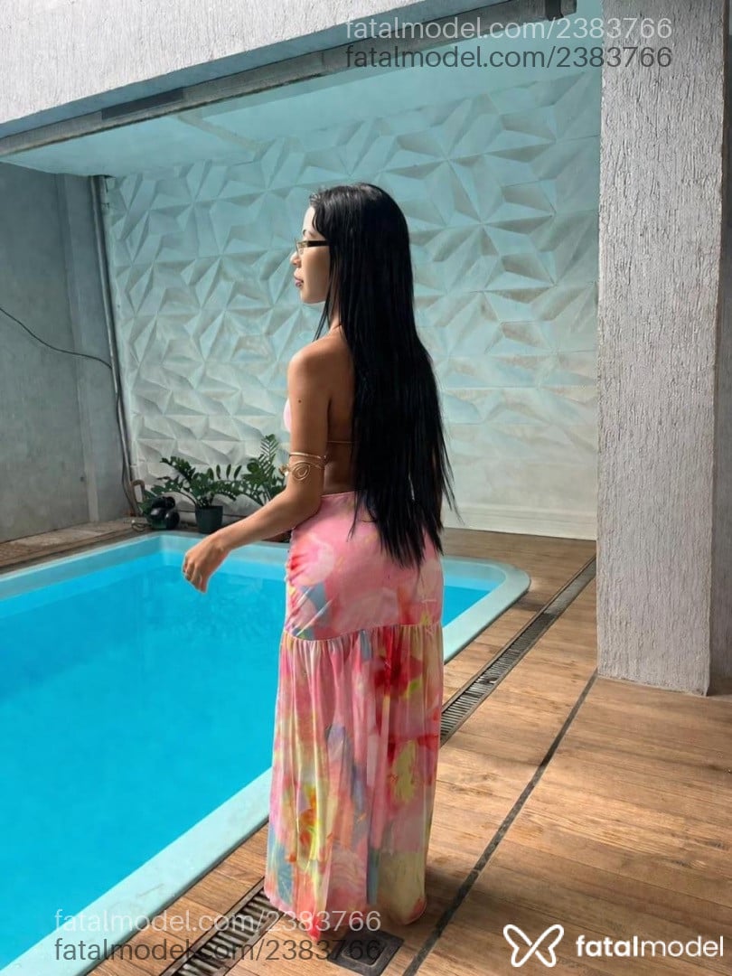 Acompanhante mulher com cabelo castanho de olhos pretos - Milly Acompanhante mulher com cabelo castanho de olhos pretos - Milly