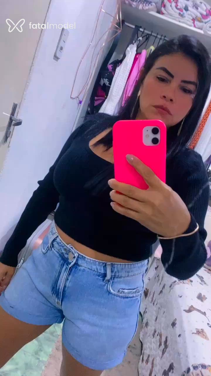 Acompanhante mulher morena (o) de olhos castanhos - Brenda
