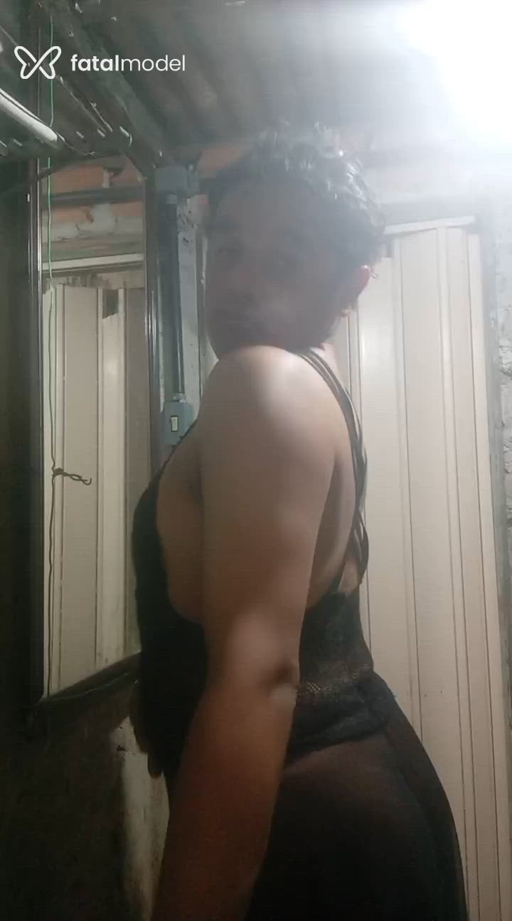 Acompanhante mulher trans com cabelo castanho de olhos castanhos - Izabella Cassales