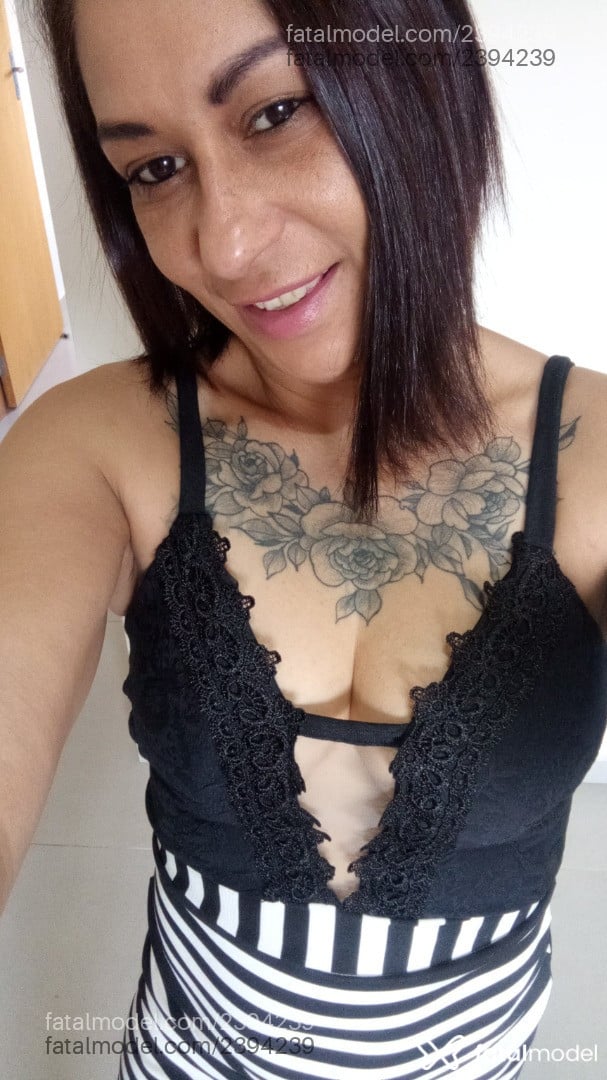 Acompanhante mulher ruiva (o) de olhos castanhos em Alvorada - Mônica
