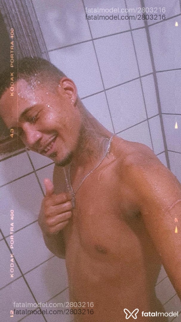 Acompanhante homem morena (o) de olhos castanhos em Lucas do Rio Verde - Neguin Satisfação