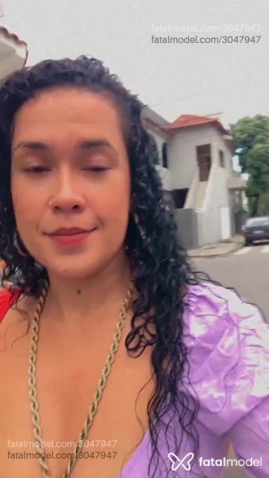 Acompanhante mulher morena (o) de olhos castanhos em Aracruz Acompanhante mulher morena (o) de olhos castanhos em Aracruz - Suellen Silva