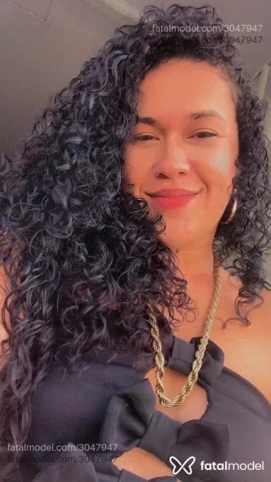 Acompanhante mulher morena (o) de olhos castanhos em Aracruz Acompanhante mulher morena (o) de olhos castanhos em Aracruz - Suellen Silva