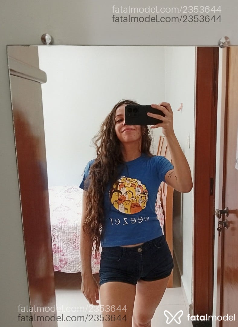 Acompanhante mulher com cabelo castanho de olhos castanhos - Angel Acompanhante mulher com cabelo castanho de olhos castanhos - Angel