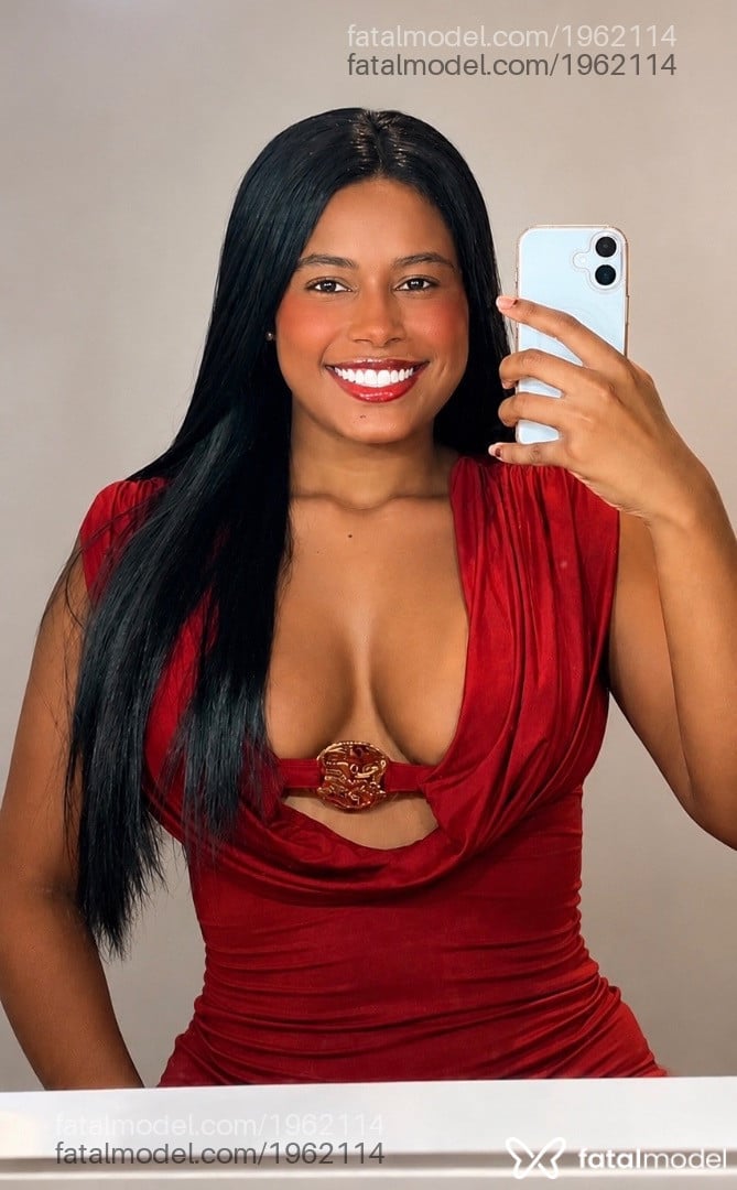 Acompanhante mulher morena (o) de olhos pretos em Goiânia - Fernanda