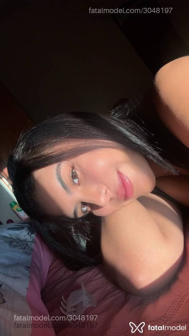 Acompanhante mulher morena (o) de olhos castanhos - Tifany