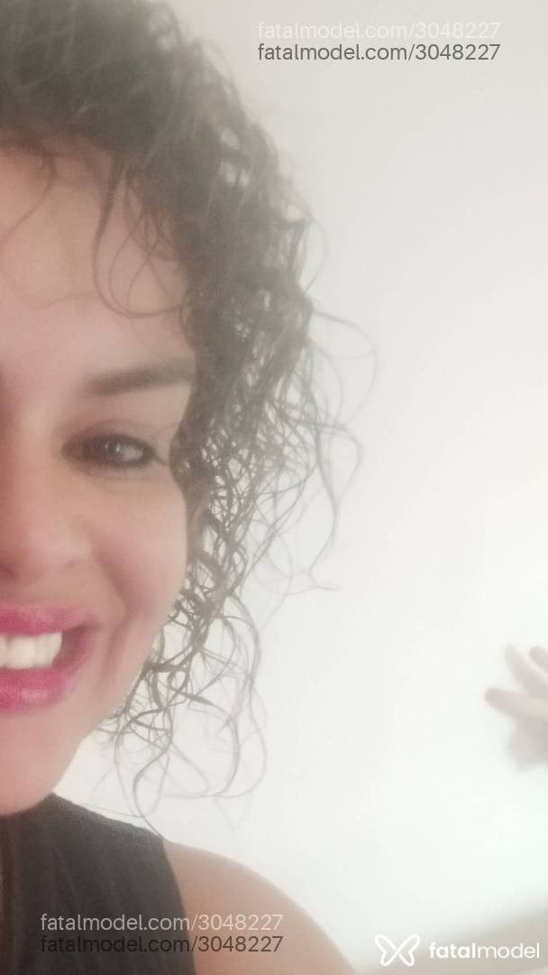 Acompanhante mulher com cabelo castanho de olhos castanhos em Porto Alegre - Alice Oliveira