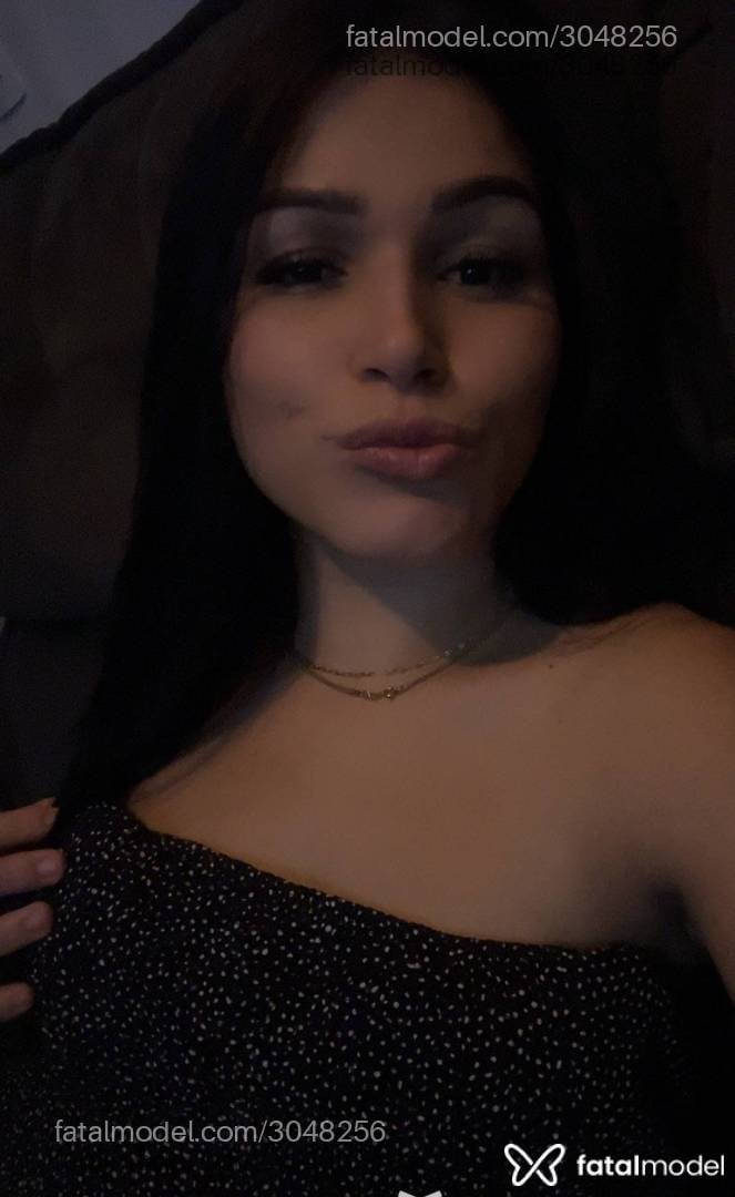 Acompanhante mulher morena (o) de olhos castanhos - Lillith