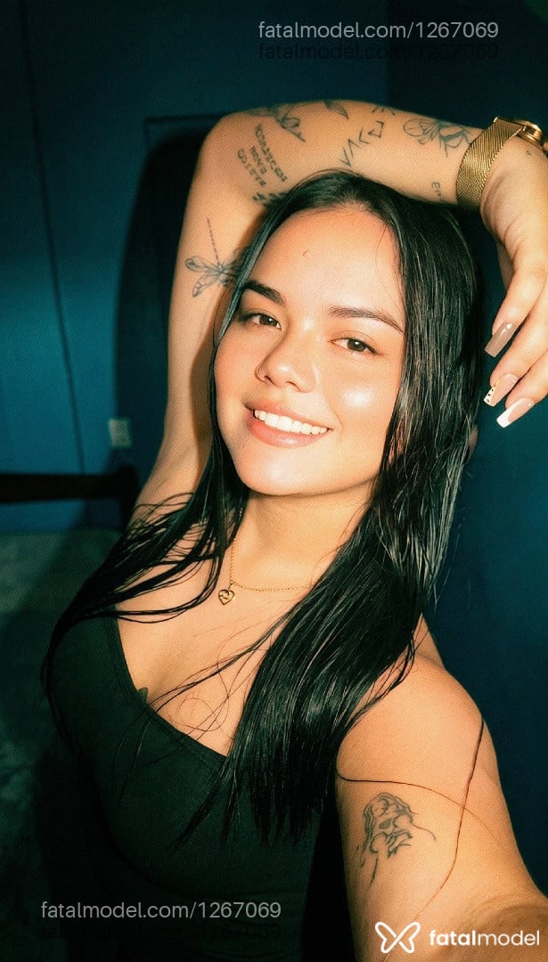 Acompanhante mulher morena (o) de olhos castanhos - Barreto
