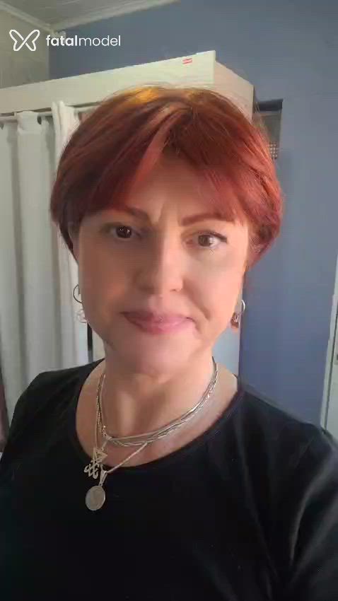 Acompanhante mulher ruiva (o) de olhos castanhos em São Paulo Acompanhante mulher ruiva (o) de olhos castanhos em São Paulo - Marina Ruivosa