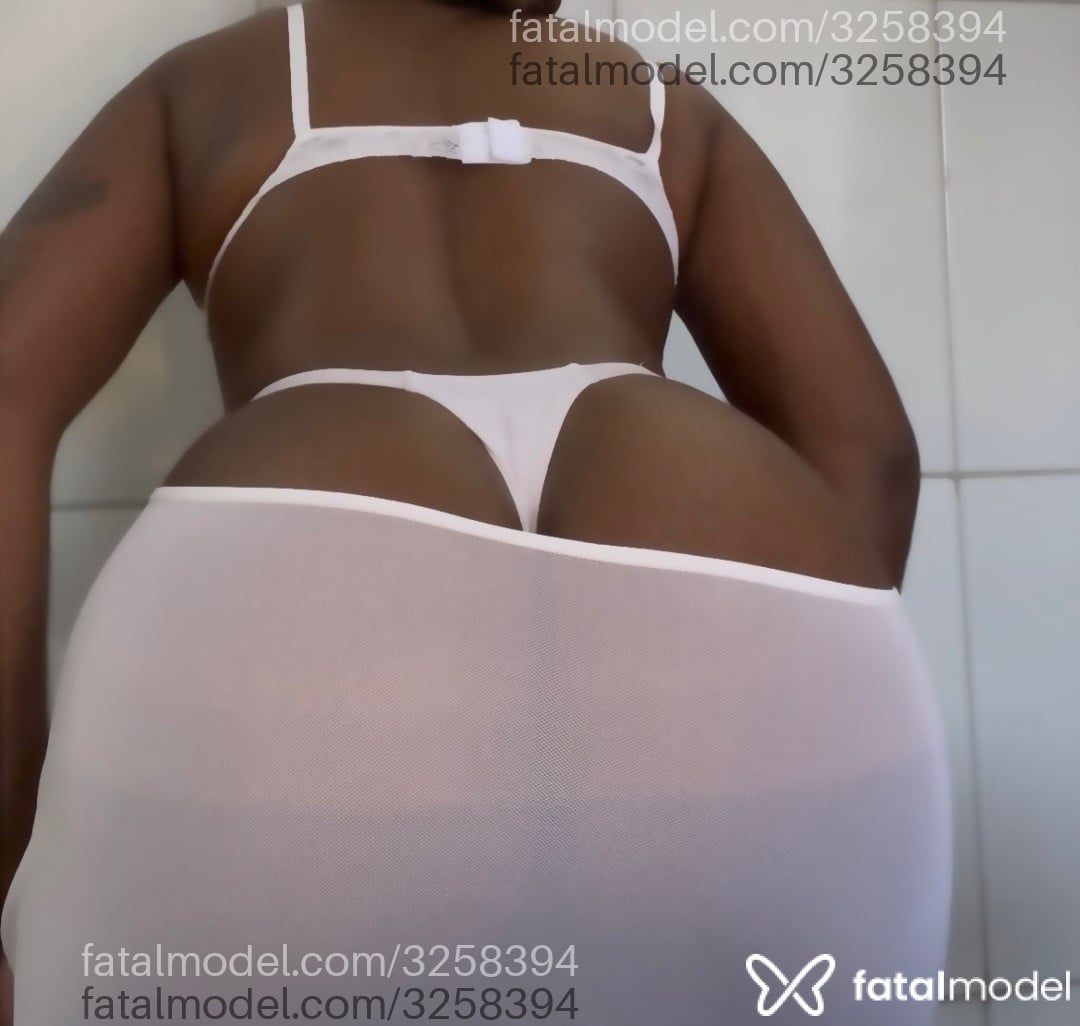Acompanhante mulher com cabelo castanho de olhos castanhos em Nova Iguaçu Acompanhante mulher com cabelo castanho de olhos castanhos em Nova Iguaçu - Maju Oliveira