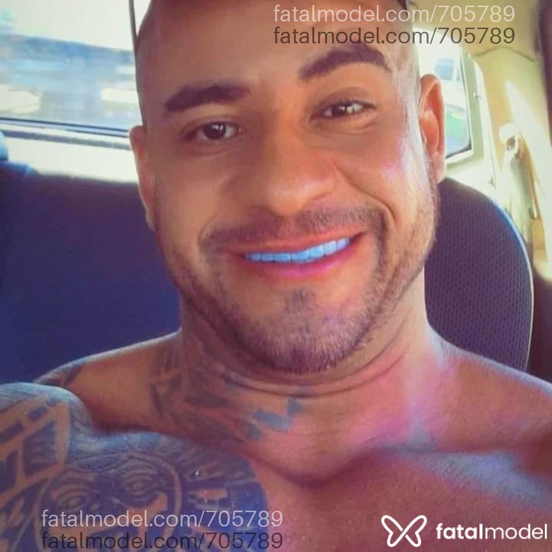 Acompanhante homem morena (o) de olhos pretos em São José dos Campos Acompanhante homem morena (o) de olhos pretos em São José dos Campos - Gustavo