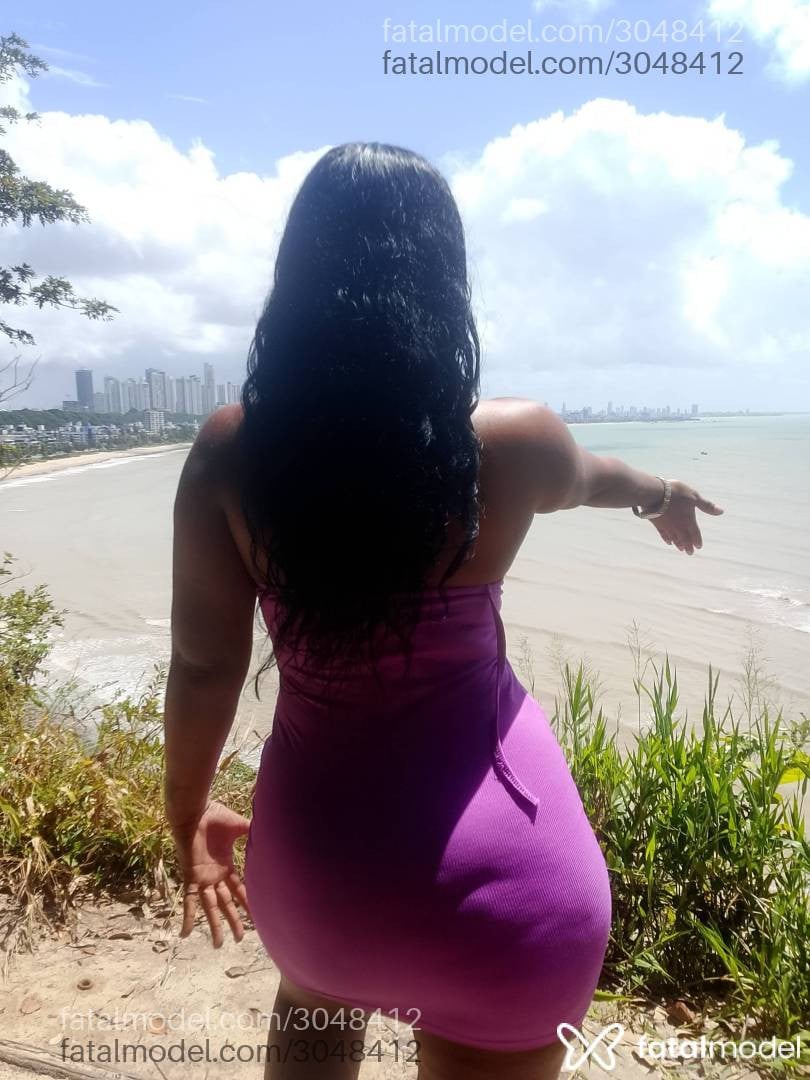 Acompanhante mulher morena (o) de olhos pretos - Sabrina