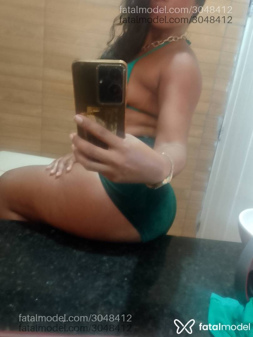 Acompanhante mulher morena (o) de olhos pretos - Sabrina