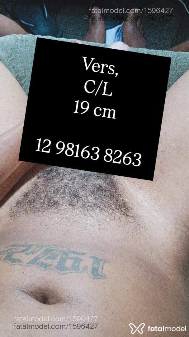 Acompanhante homem com cabelo castanho de olhos castanhos em Pindamonhangaba Acompanhante homem com cabelo castanho de olhos castanhos em Pindamonhangaba - Caio