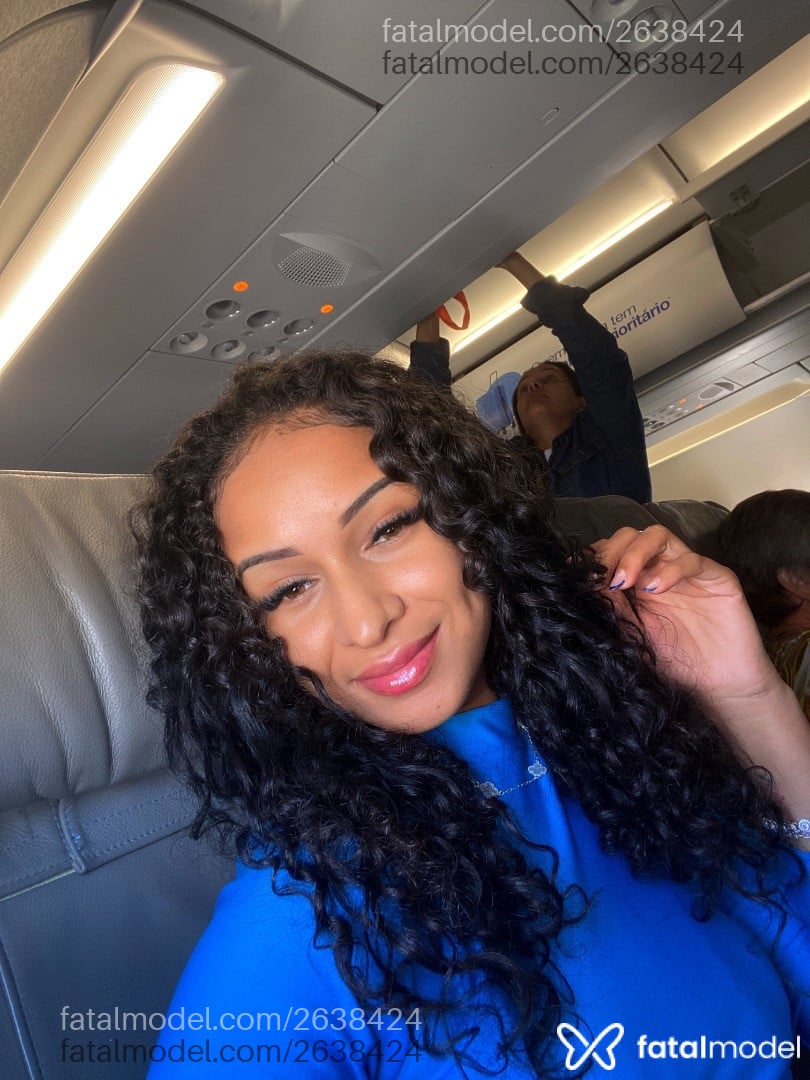 Acompanhante mulher com cabelo castanho de olhos mel em Divinópolis - Yasmim Castro