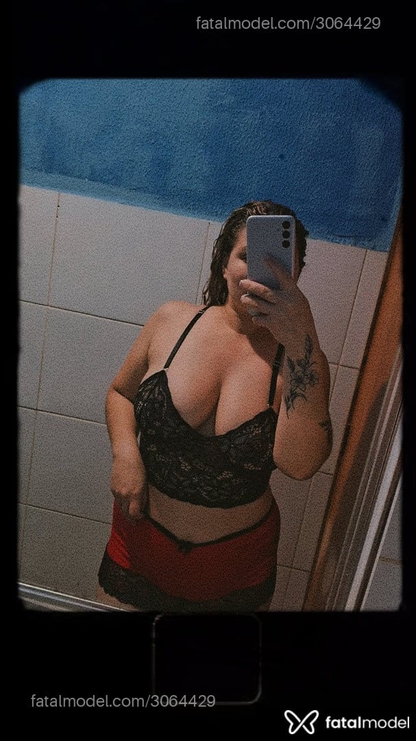 Acompanhante mulher loira (o) de olhos castanhos em Rio de Janeiro - Silva