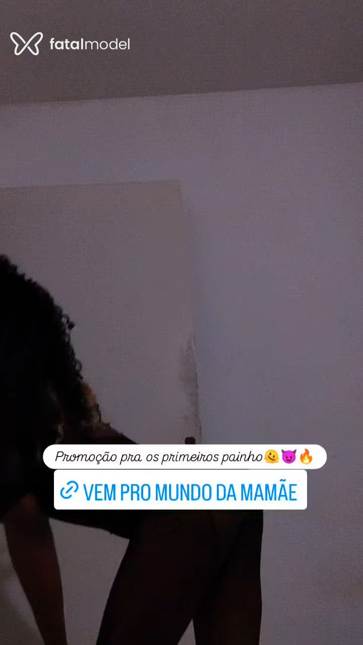 Acompanhante mulher trans com cabelo castanho de olhos castanhos em Camaçari Acompanhante mulher trans com cabelo castanho de olhos castanhos em Camaçari - Victoria Santos