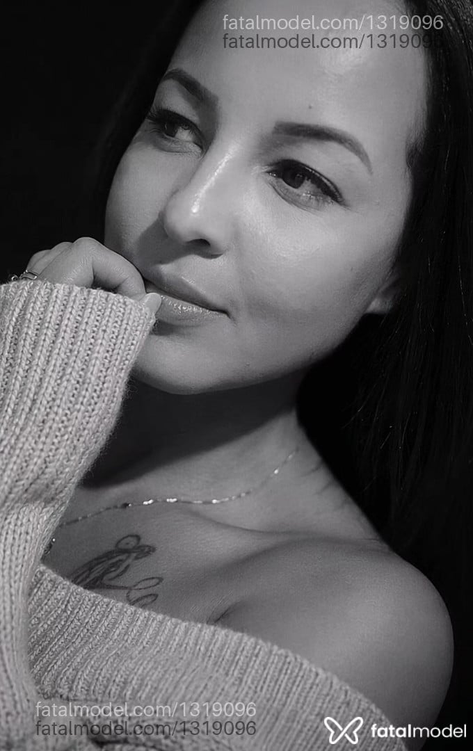 Acompanhante mulher morena (o) de olhos castanhos em Tijucas - Sabrina