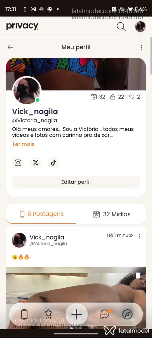 Acompanhante mulher trans com cabelo castanho de olhos castanhos em Camaçari Acompanhante mulher trans com cabelo castanho de olhos castanhos em Camaçari - Victoria Santos