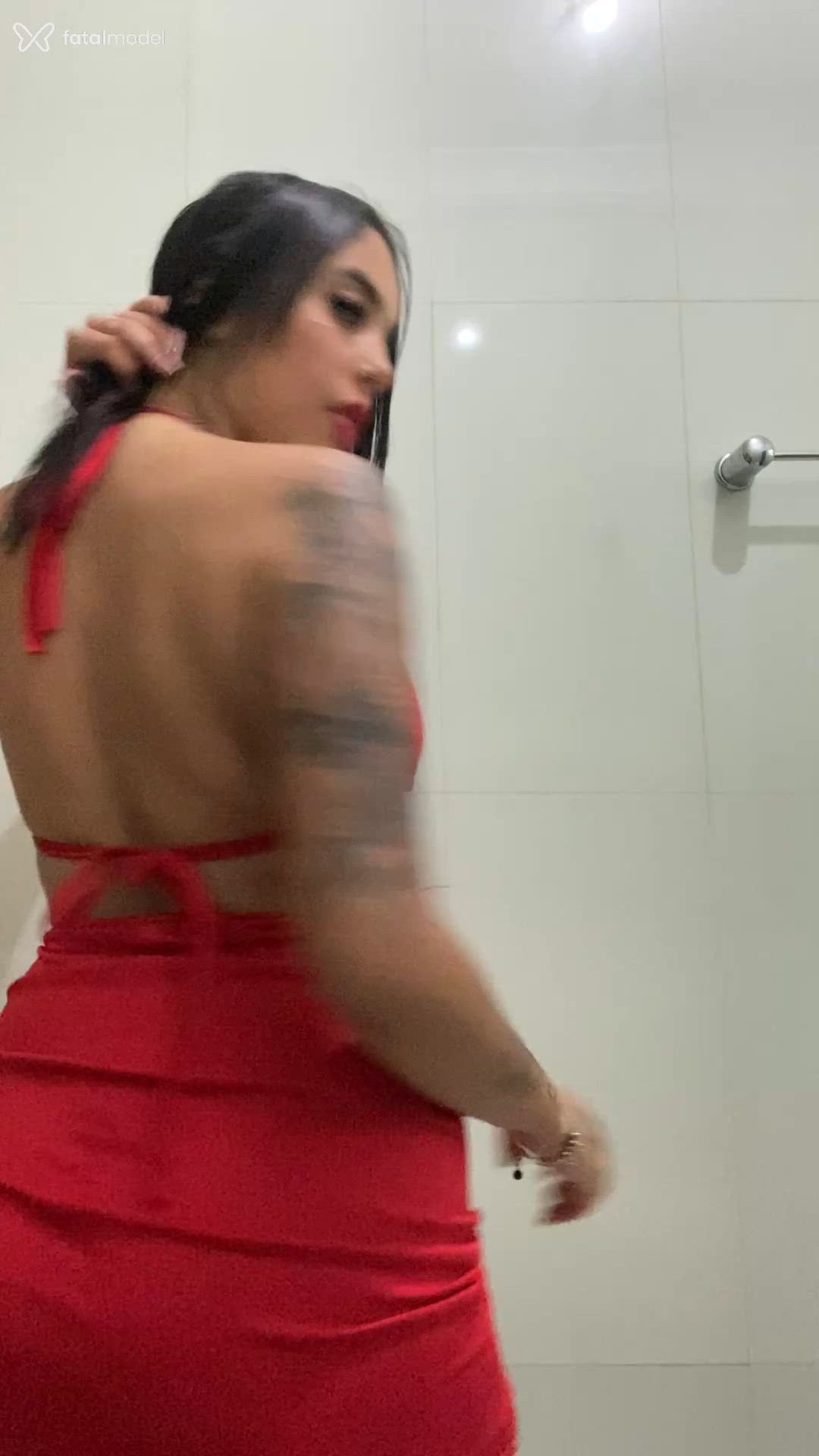 Acompanhante mulher morena (o) de olhos castanhos em Caraguatatuba Acompanhante mulher morena (o) de olhos castanhos em Caraguatatuba - Angel
