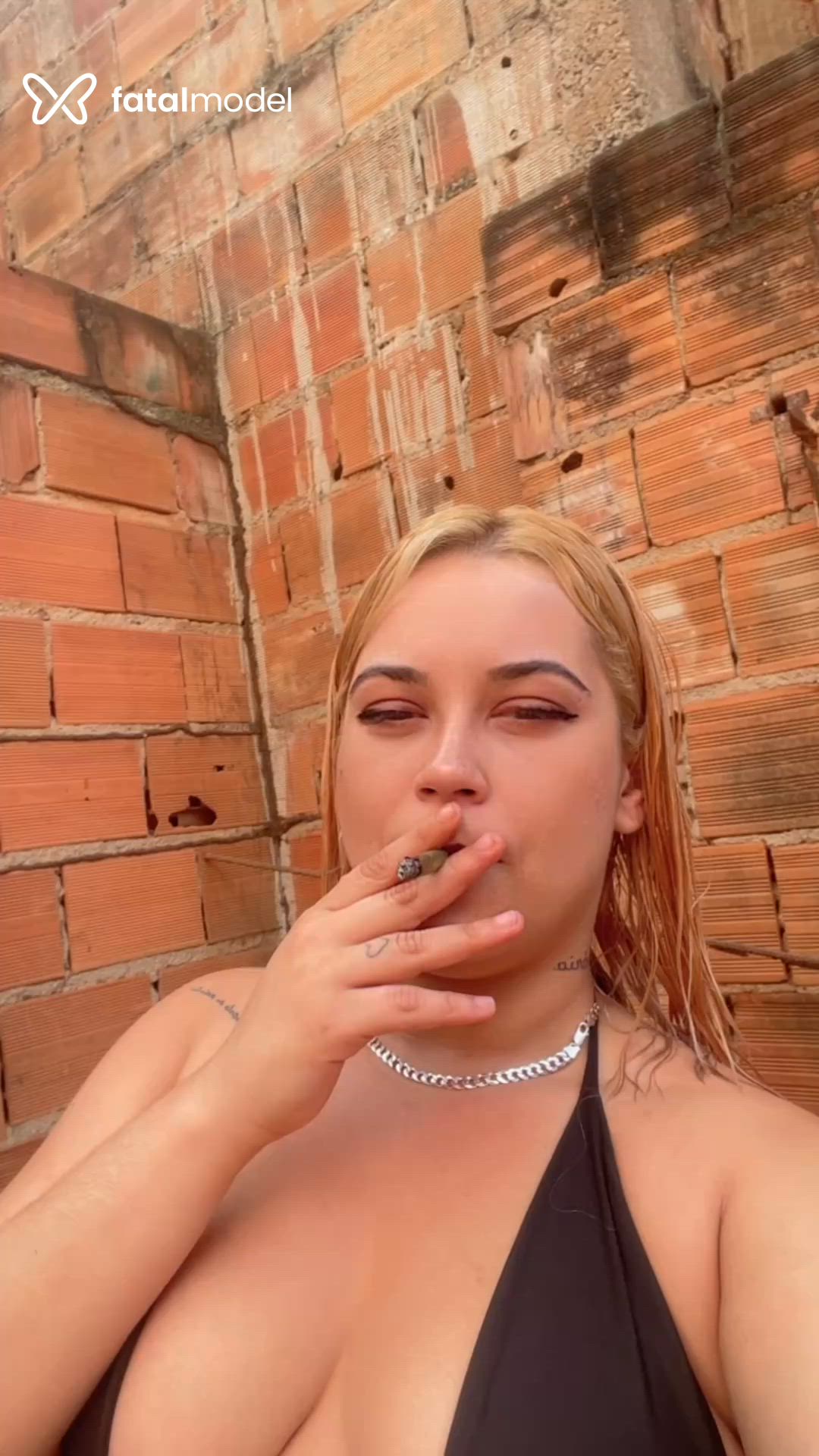 Acompanhante mulher morena (o) de olhos castanhos em Ipatinga Acompanhante mulher morena (o) de olhos castanhos em Ipatinga - Livinha