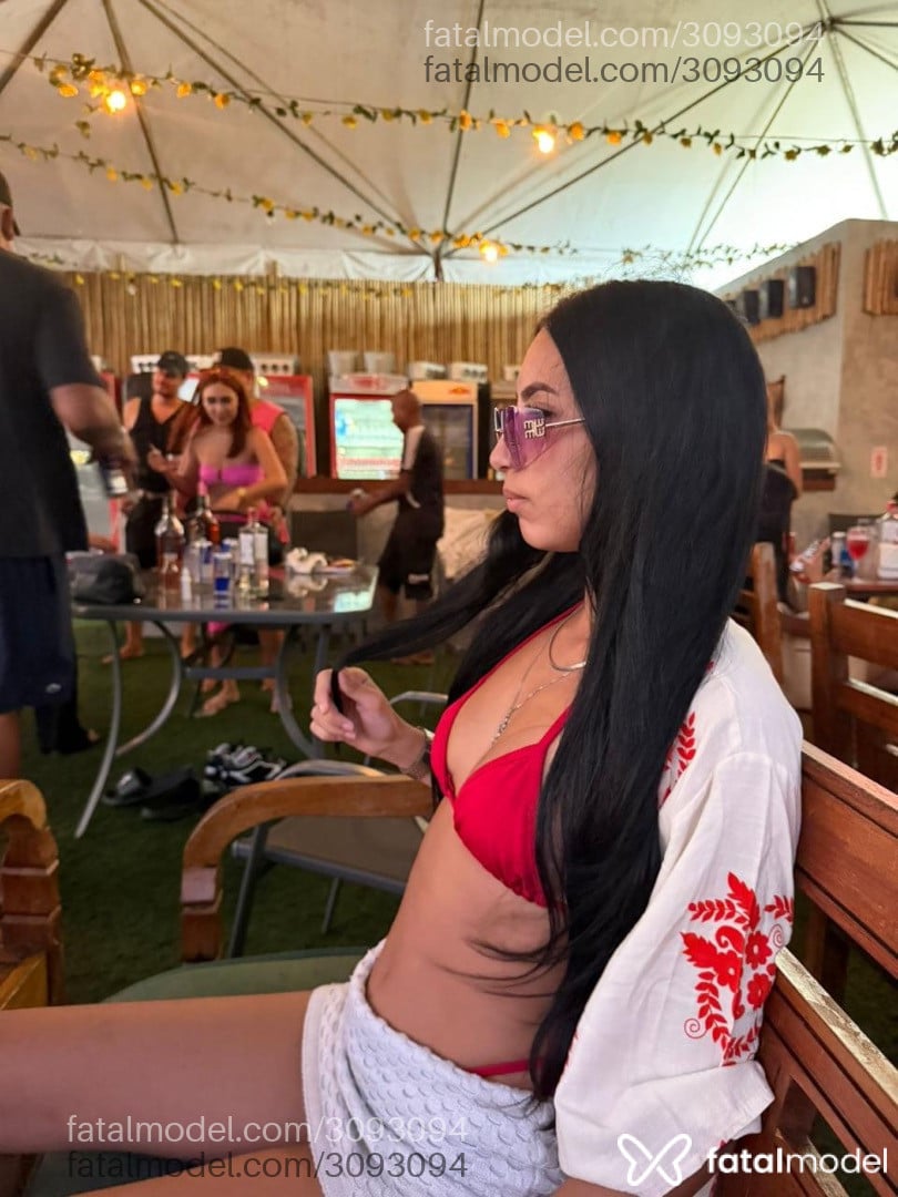 Acompanhante mulher morena (o) de olhos pretos em Itaboraí Acompanhante mulher morena (o) de olhos pretos em Itaboraí - Maria Eduarda
