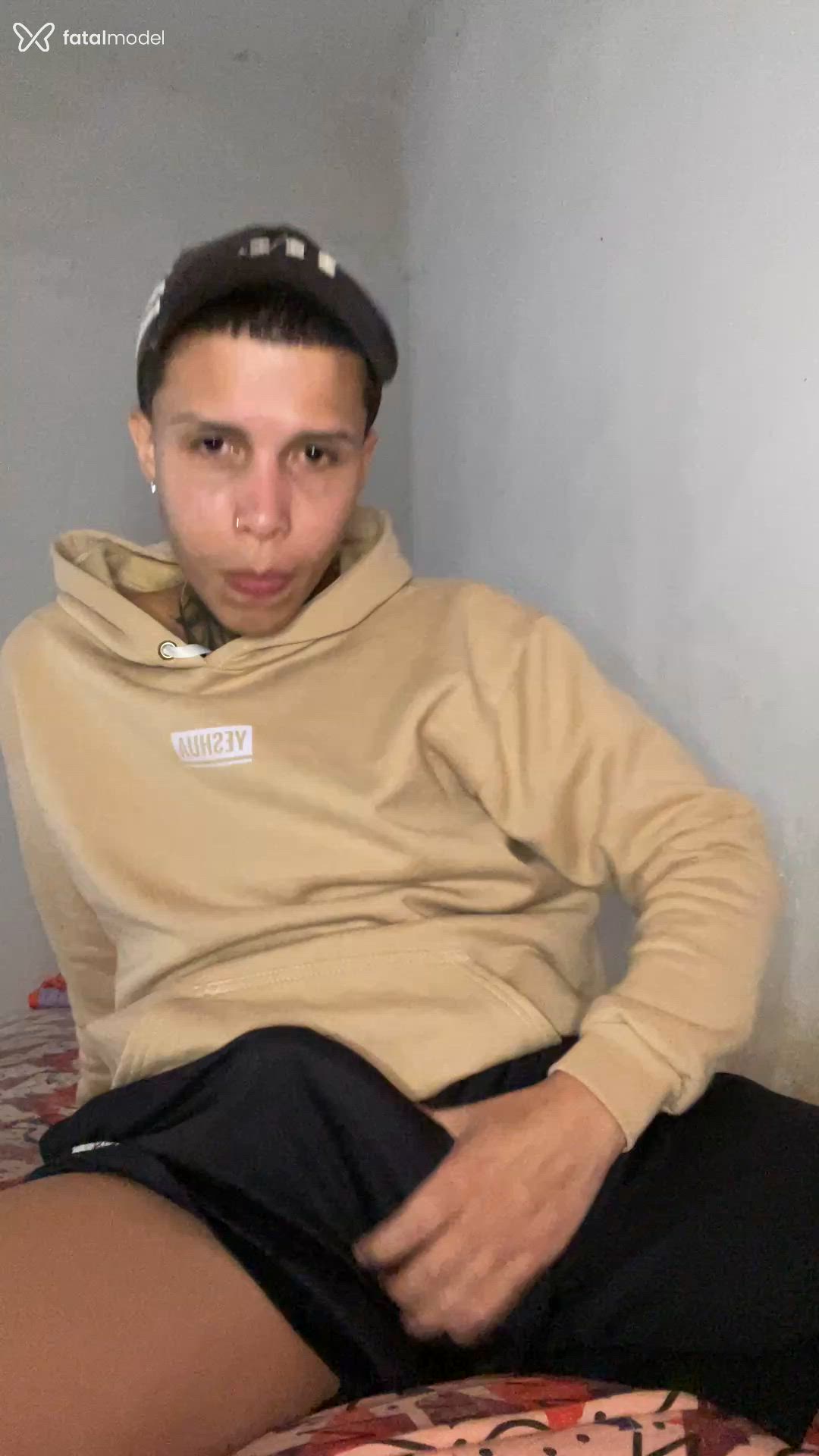 Acompanhante homem morena (o) de olhos pretos em Santo Antônio do Descoberto Acompanhante homem morena (o) de olhos pretos em Santo Antônio do Descoberto - Costah